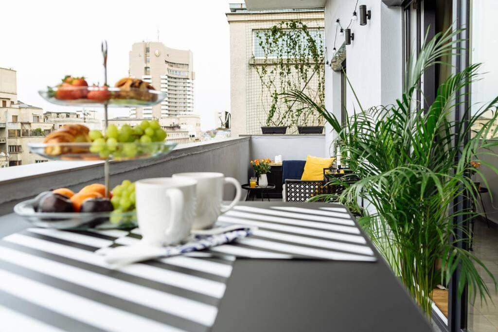 Amazing City View - Terrace+Netflix - City Center Bucharest Exterior photo