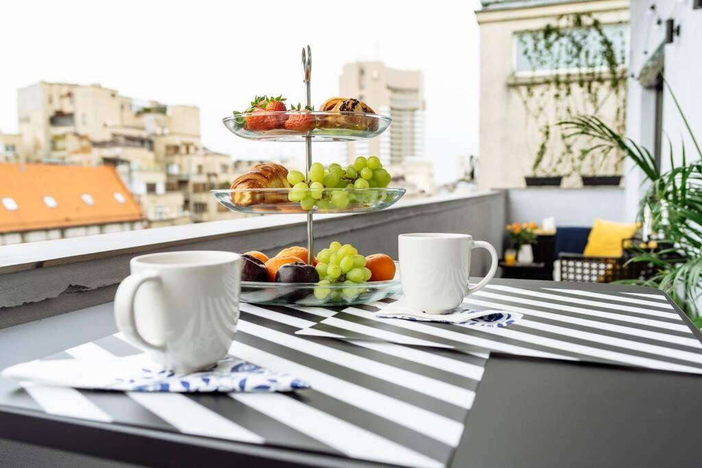 Amazing City View - Terrace+Netflix - City Center Bucharest Exterior photo